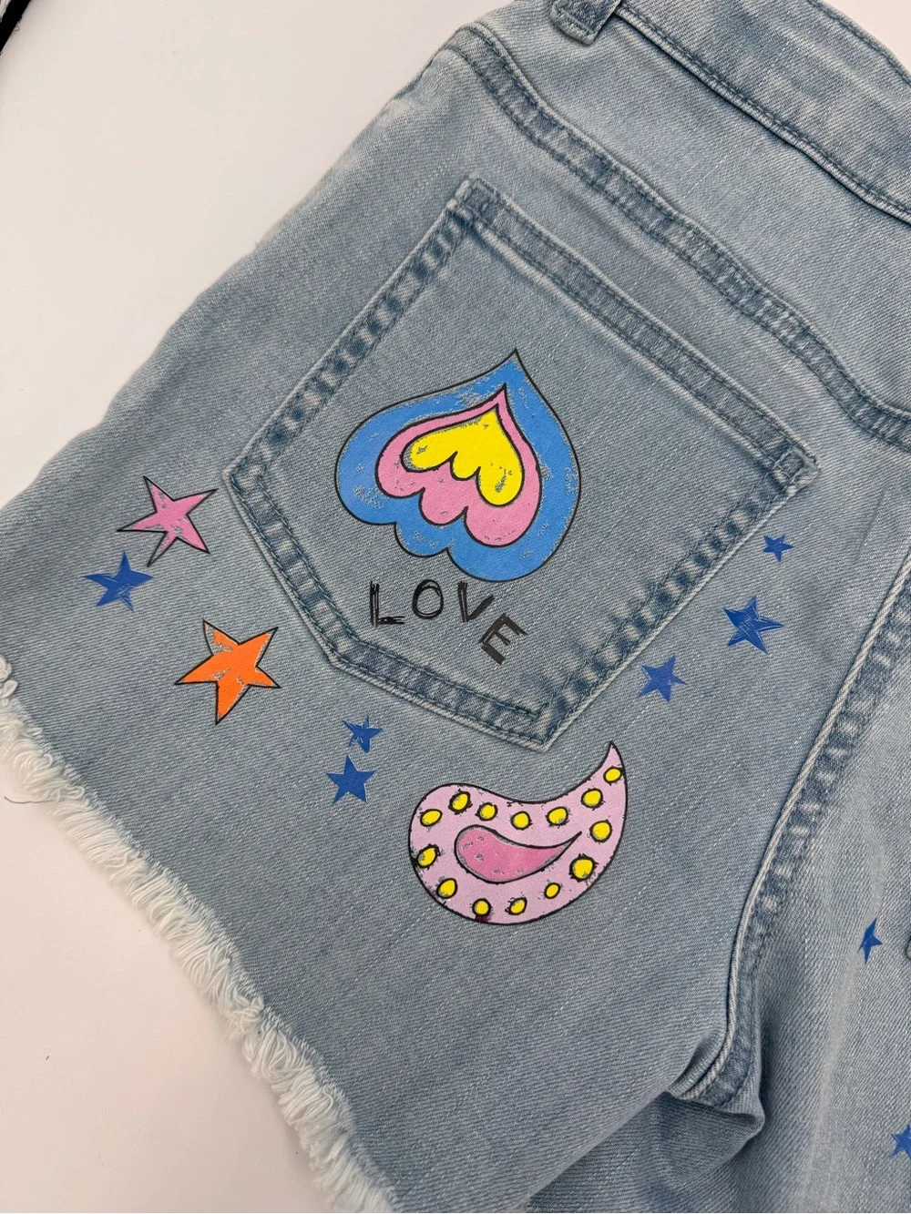 Stella McCartney Kids Girls 10 LOVE Graphic Denim Shorts Flowers